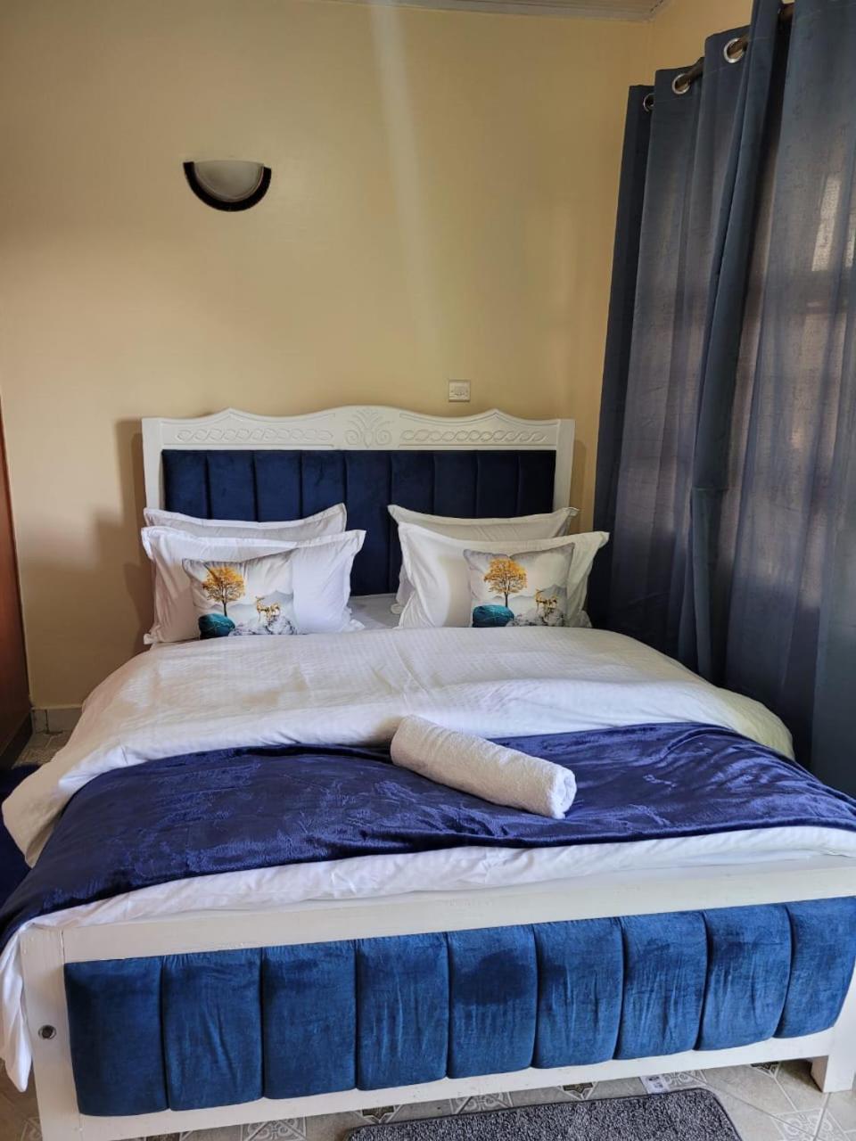 Gloria House Panzió Syokimau Kültér fotó